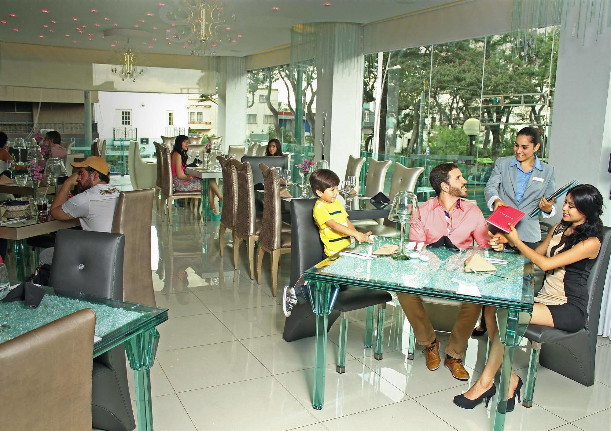 Hotel Vista Hermosa Guadalajara Zewnętrze zdjęcie